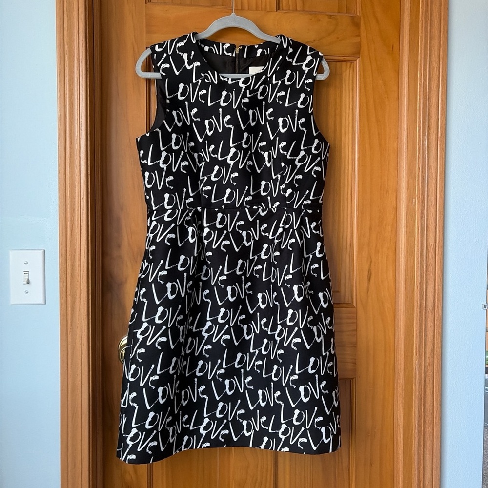 kate spade Black & White 'LOVE' Sleeveless Fit-and-Flare Dress in size 12